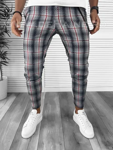 Pantaloni barbati casual regular fit in carouri B7947 9-5